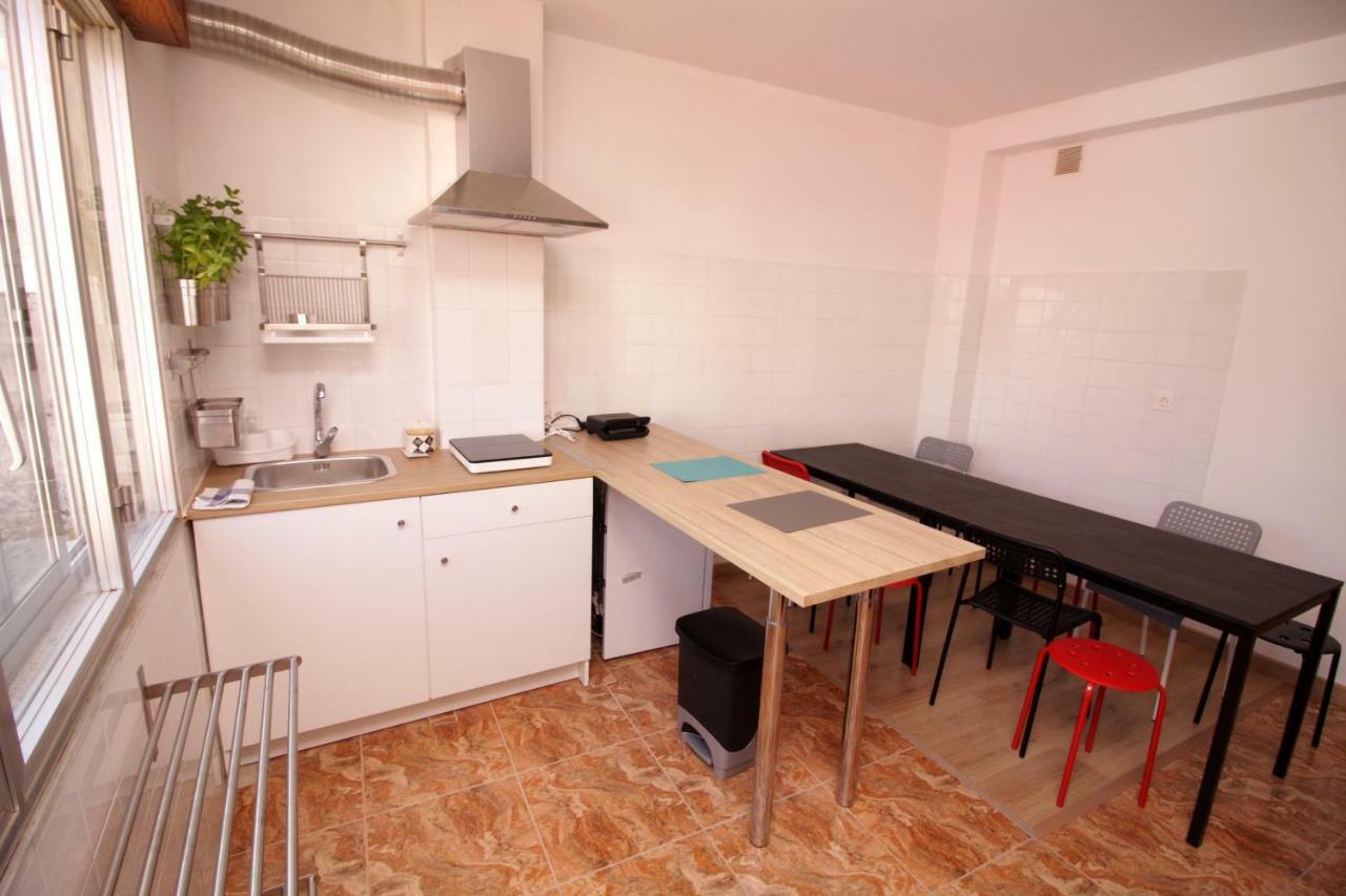 Albergue Lalin Centro Ngoại thất bức ảnh