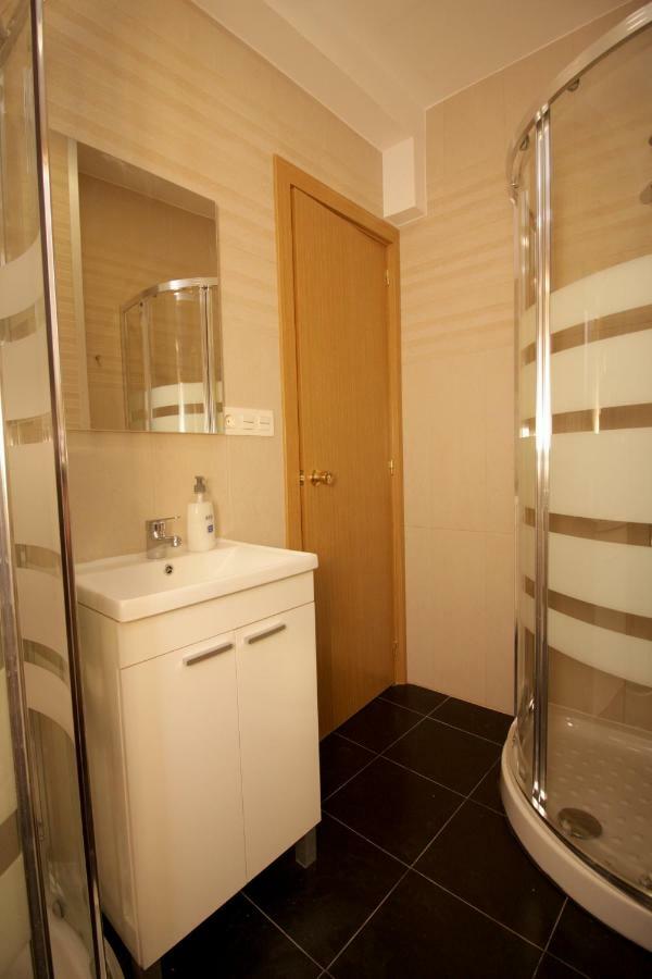 Albergue Lalin Centro Ngoại thất bức ảnh
